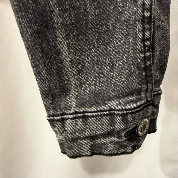Ashley Vintage Charm Women Cropped Jean Jacket Acid Wash Denim Black Size Large - Picture 9 of 10
